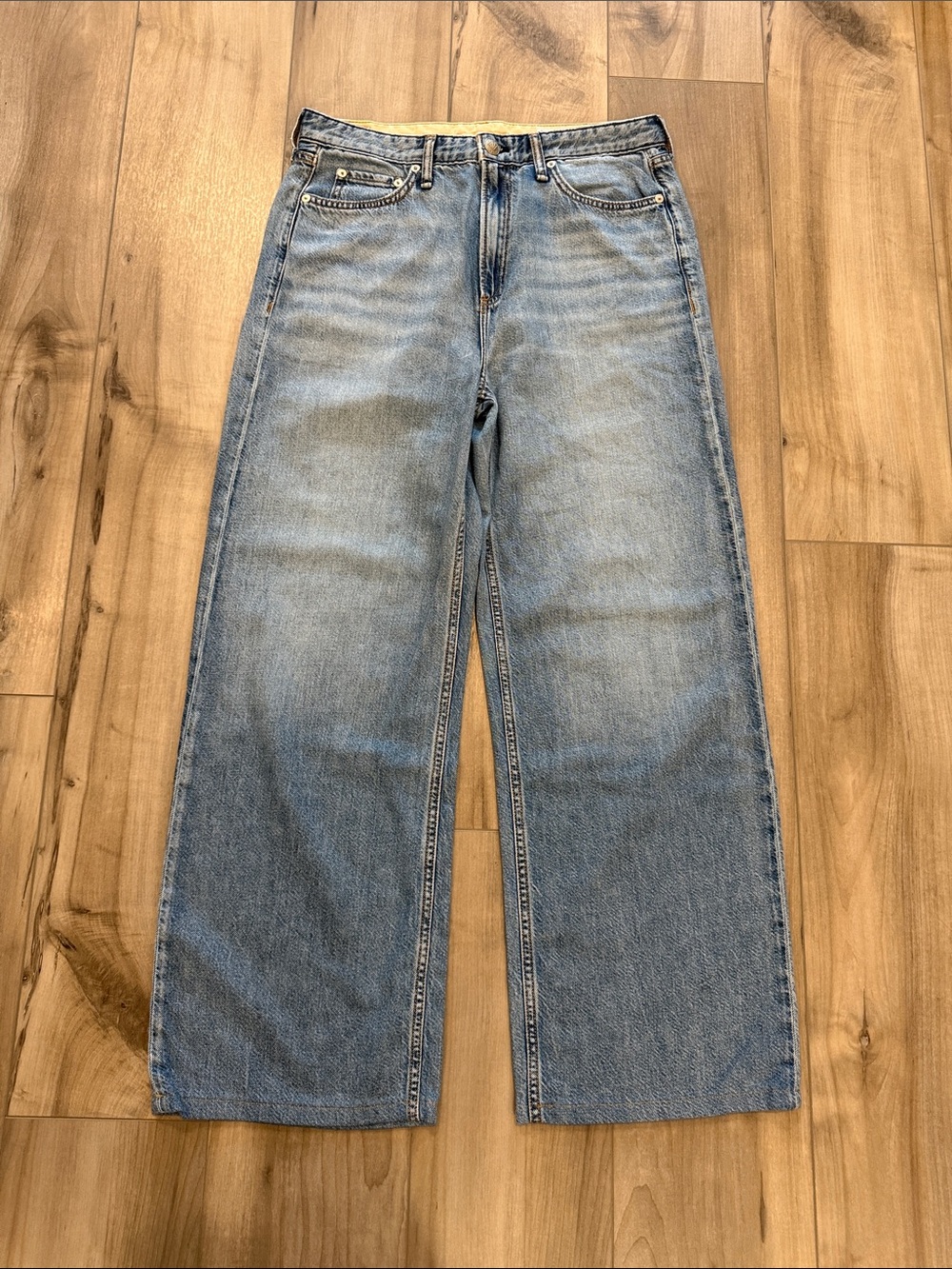 NEW rag & bone Logan Featherweight Wide Leg Jeans. Ultra Lightweight Edition  28 - Picture 3 of 11